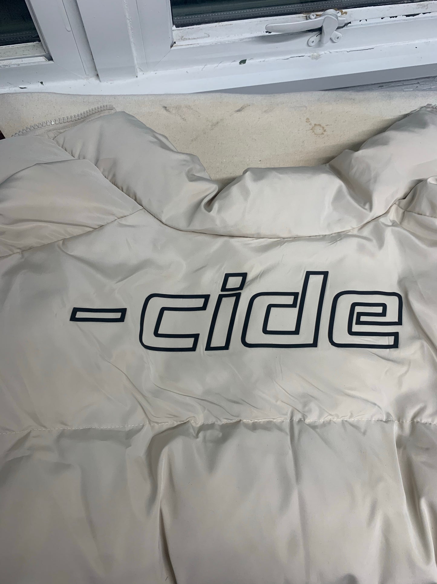 -cide bubble jacket